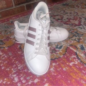 White and Pink Striped women’s sneakers